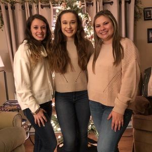 Meet your Posher, Alexis